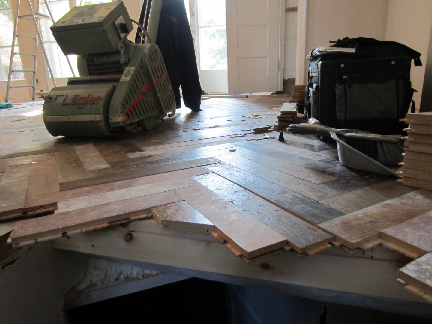 Denkmalgeschütztes Reihenhaus bei der Sanierung